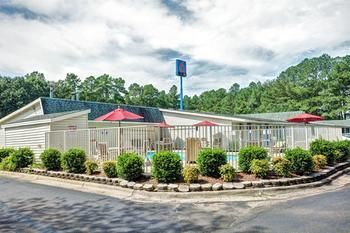 Motel 6 Fayetteville Nc