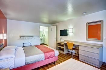 Motel 6 Fayetteville Nc