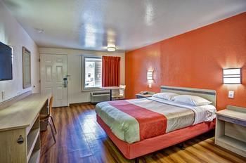 Motel 6 Fayetteville Nc