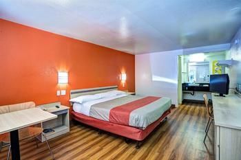 Motel 6 Fayetteville Nc