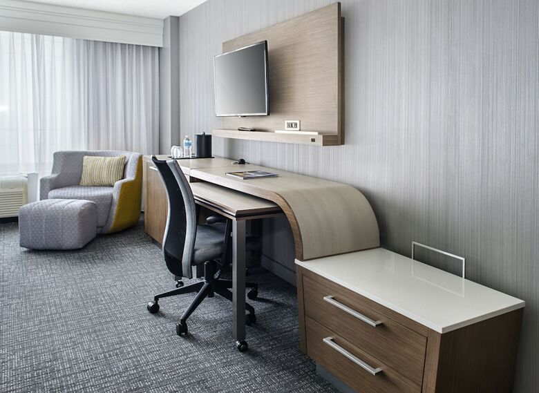 Hotel Courtyard By Marriott Charlotte City Center
