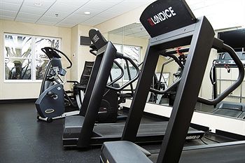 Holiday Inn Express Hotel & Suites White River Junction