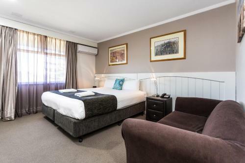 Country Comfort Amity Motel