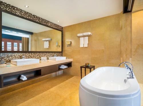 Hotel Le Meridien Paro Riverfront