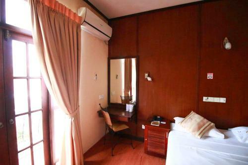Yoho Colombo City Hotels