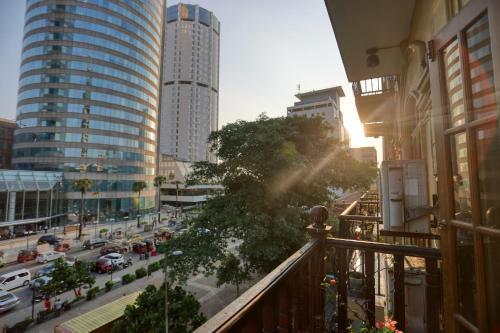 Yoho Colombo City Hotels