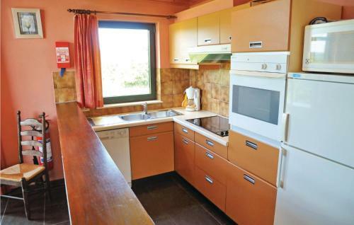 Holiday Home Boterbloem 04