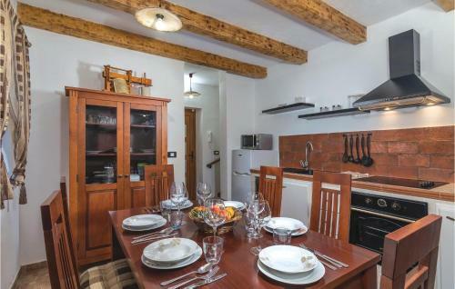 Holiday Home Kirmenjak With A Fireplace 03