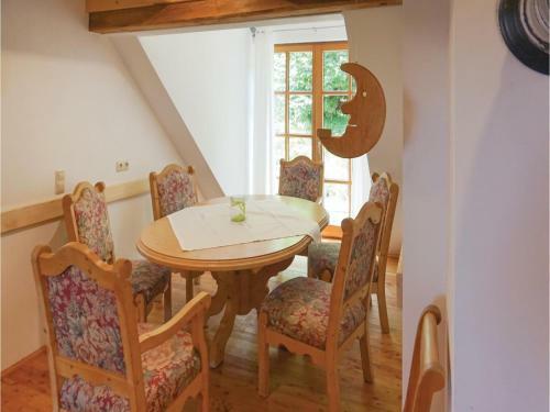 Holiday Apartment Kulmbach With A Fireplace 07