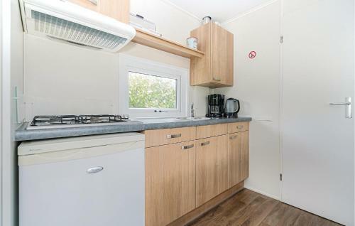 Holiday Home De Kievit - Vinkenhoek 08