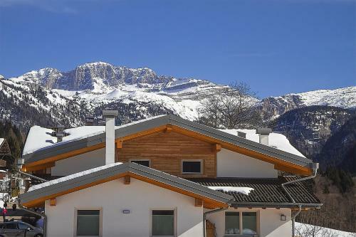 Apartamento Dolomiti Di Brenta House