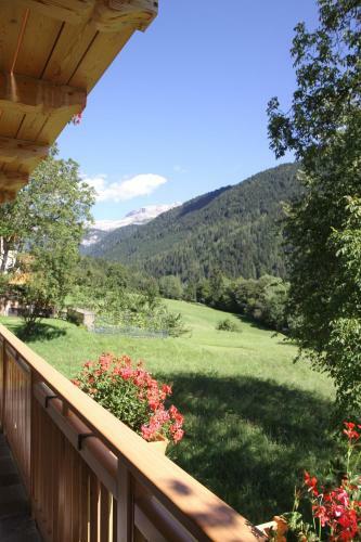 Apartamento Dolomiti Di Brenta House