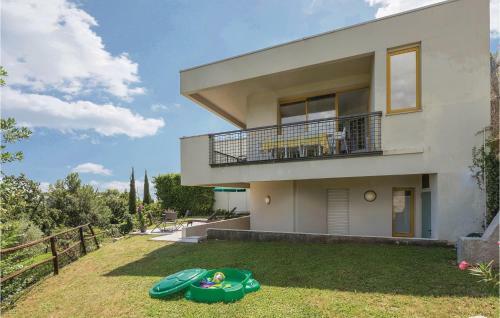 Holiday Home Borgo Mezzane 04