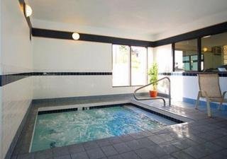 Hotel Comfort Suites