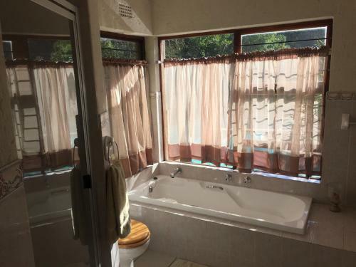 Bed & Breakfast Ash Manor Guesthouse