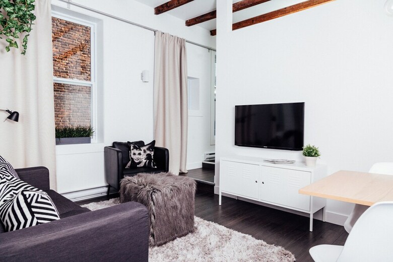 Leqube Apartments