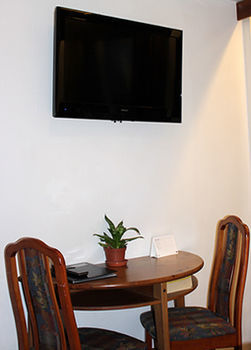 Adam Hotel