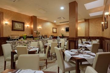 Hotel David