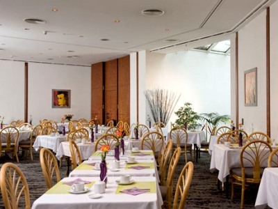 Hotel Madison Novum Dusseldorf City Centre