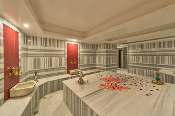 Great Fortune Hotel & Spa