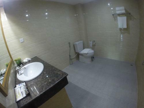 Silver Green Hotel