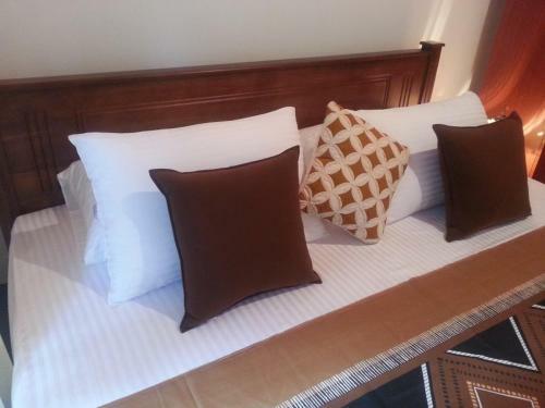 Uyan Apartment