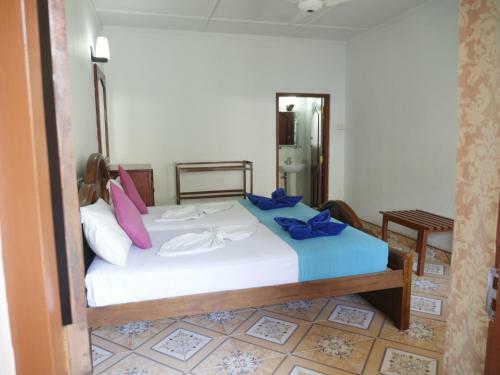 Hostal Ocean View Tourist Guest House
