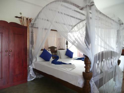 Hostal Ocean View Tourist Guest House