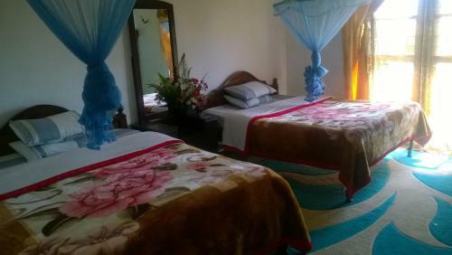 Srihelyes Inn