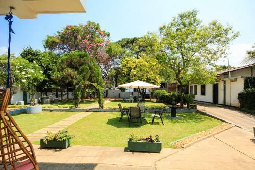 Hotel Evid Garden