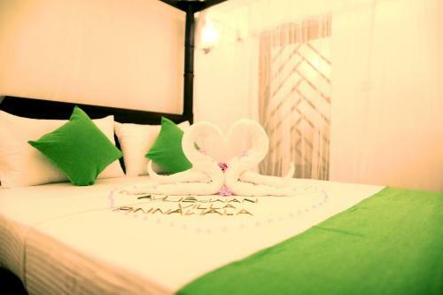 Villa Pinnawala & Restaurant