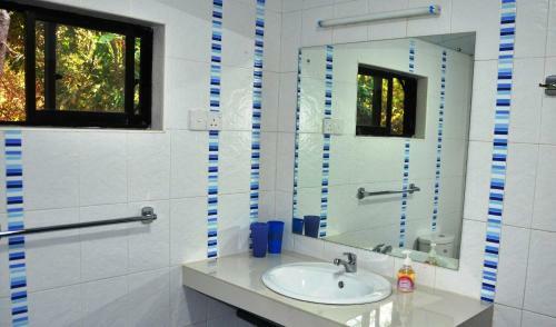 Hostal Primate Centre