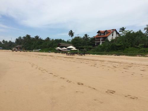 Hotel Talalla Bay Beach