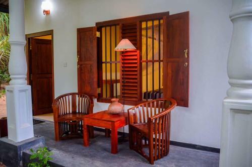Hotel Shehani Beach Bungalow