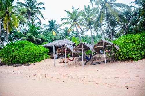 Hotel Shehani Beach Bungalow
