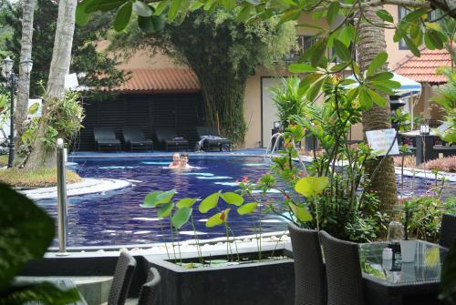 Hotel Flower Garden