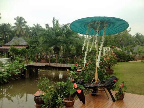 Hotel Ruean Thai Nai Bang Resort