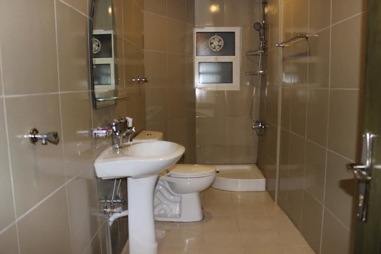 Al Amoria Furnished Apartments 4