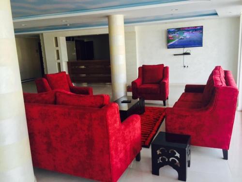Al Amoria Furnished Apartments 4