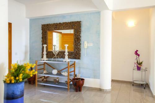 Sunset Meneou Villa