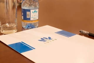 Hotel Lotos Inn & Suites