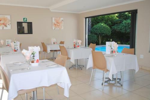 Hostal 6 On Morris Guest Lodge