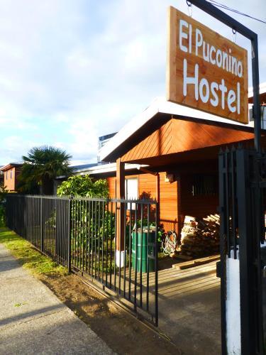Hostal El Puconino Hostel