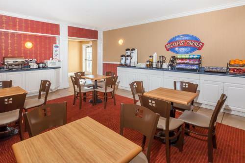 Hotel Baymont Inn & Suites Decatur
