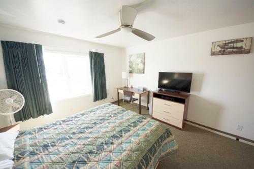 Motel Rewak Studios
