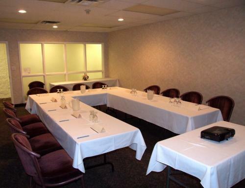 Lakeland Inn Hotel