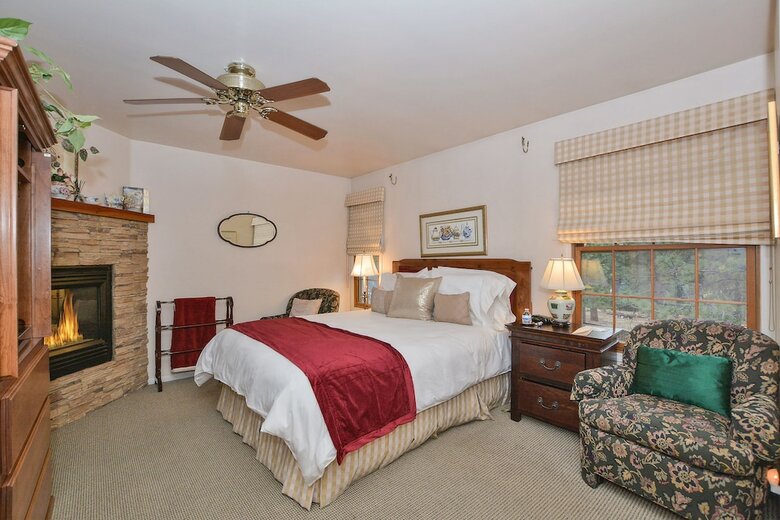 Alpenhorn Bed And Breakfast