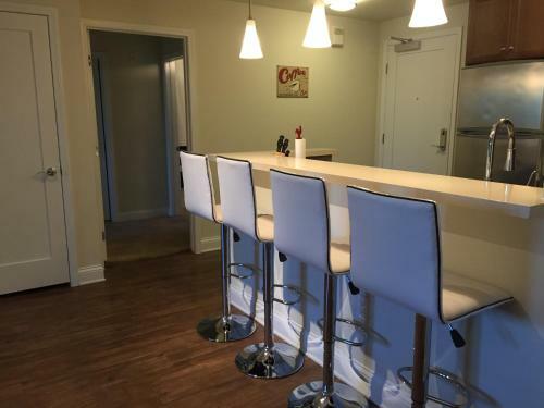 Apartamentos Luxury 2-bedroom, 2-bathroom W Pool