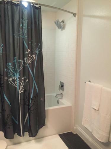 Apartamentos Luxury 2-bedroom, 2-bathroom W Pool