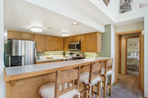 Lodge Mammoth Golf Properties By 101 Great Escapes